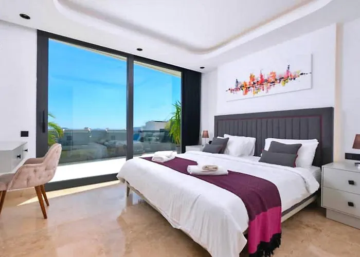 6 Bedroom Luxury - Kalamar Bay Private Heated Pool *