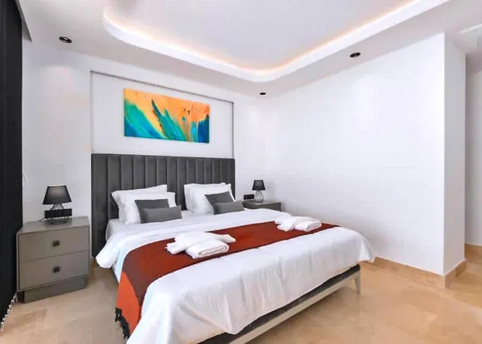 Βίλα 6 Bedroom Luxury - Kalamar Bay Private Heated Pool Καλκάν