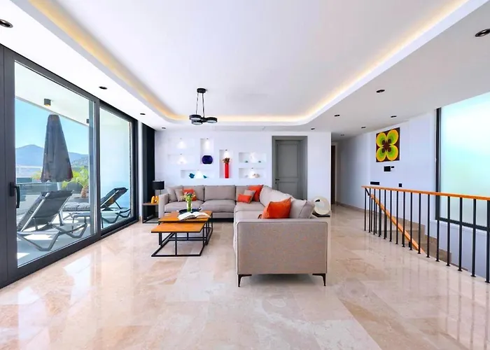 6 Bedroom Luxury - Kalamar Bay Private Heated Pool