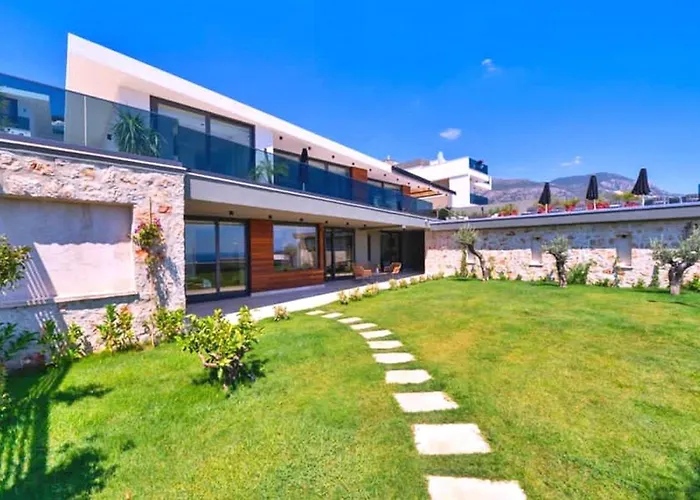 6 Bedroom Luxury - Kalamar Bay Private Heated Pool Вилла