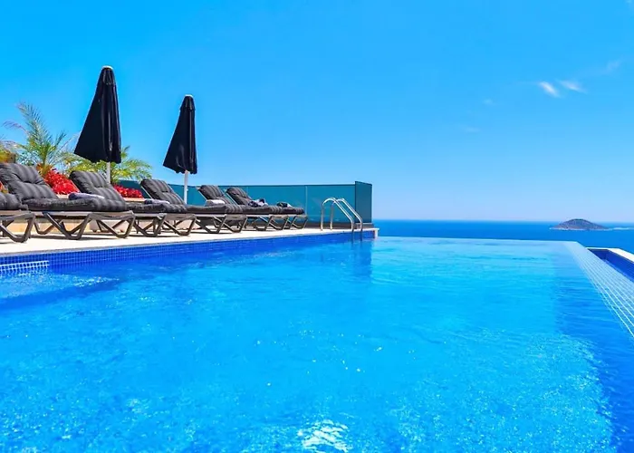 Вилла 6 Bedroom Luxury - Kalamar Bay Private Heated Pool *