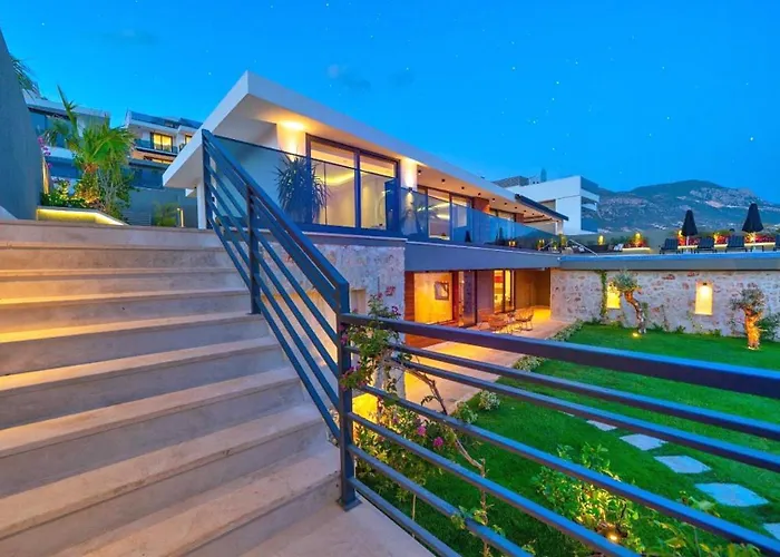 Вилла 6 Bedroom Luxury - Kalamar Bay Private Heated Pool Калкан